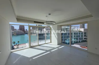 Apartment - 1 Bedroom - 2 Bathrooms for rent in Crystal Residence - The Pearl Island - Doha