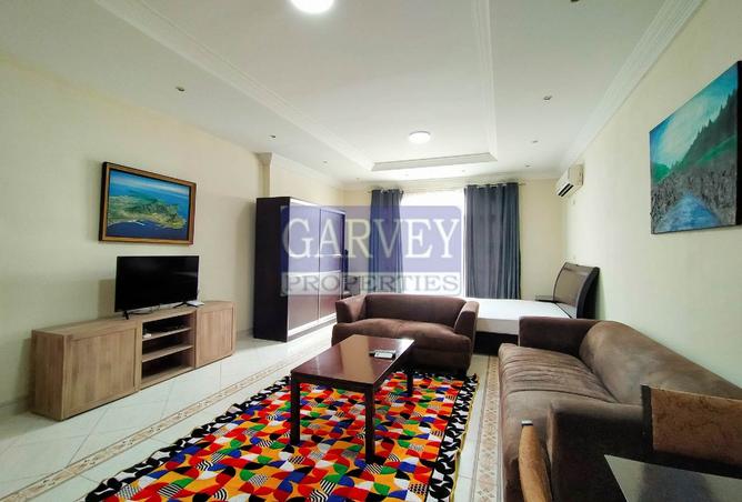 978570 - Property Image 3