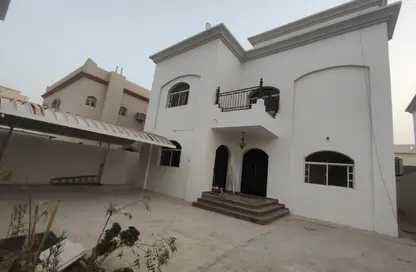 Villa - 6 Bedrooms - 6 Bathrooms for rent in Duhail Villas - Al Duhail - Doha