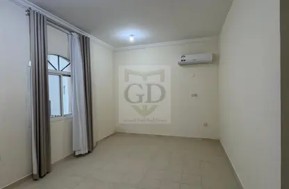 Apartment - Studio - 1 Bathroom for rent in Ain Khaled Villas - Ain Khaled - Doha