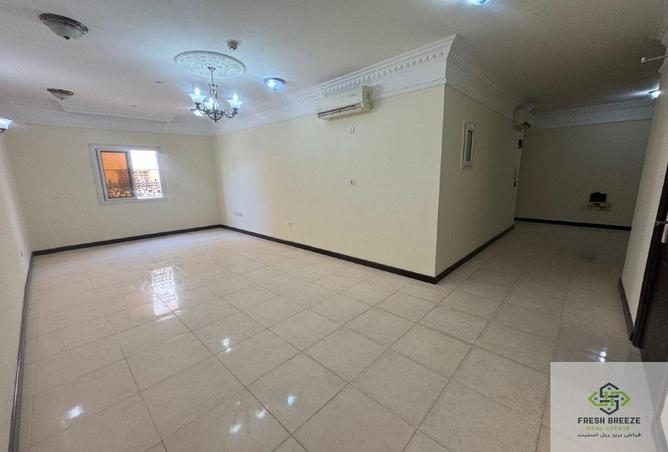 967404 - Property Main Image