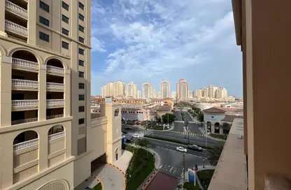 Apartment - 1 Bedroom - 2 Bathrooms for rent in West Porto Drive - Porto Arabia - The Pearl Island - Doha