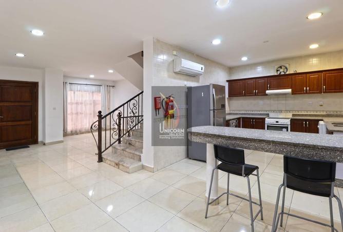 974434 - Property Image 2