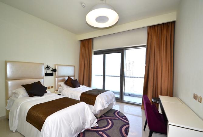 884543 - Property Image 3