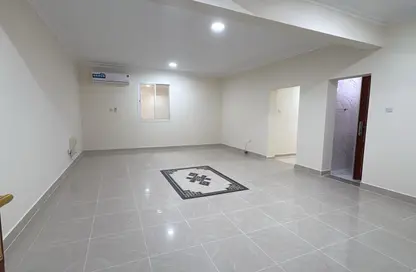 شقة - 3 غرف نوم - 3 حمامات للايجار في المنصورة - المنصورة - الدوحة