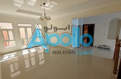 فيلا - 4 غرف نوم - 4 حمامات للايجار في مريخ - المريخ - الدوحة