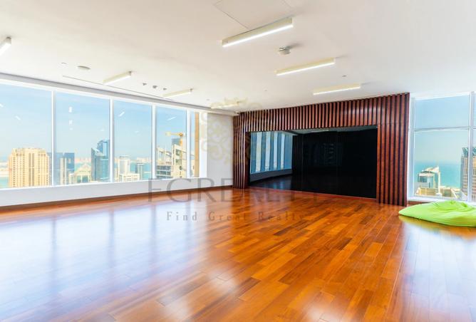 956380 - Property Image 2