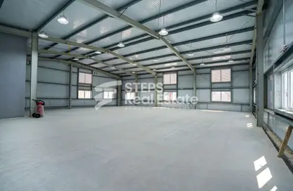 Warehouse - Studio for rent in East Industrial Street - Birkat Al Awamer - Al Wakra