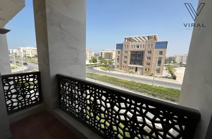 شقة - 2 غرف نوم - 2 حمامات للايجار في دي 22 - فوكس هيلز - الوسيل
