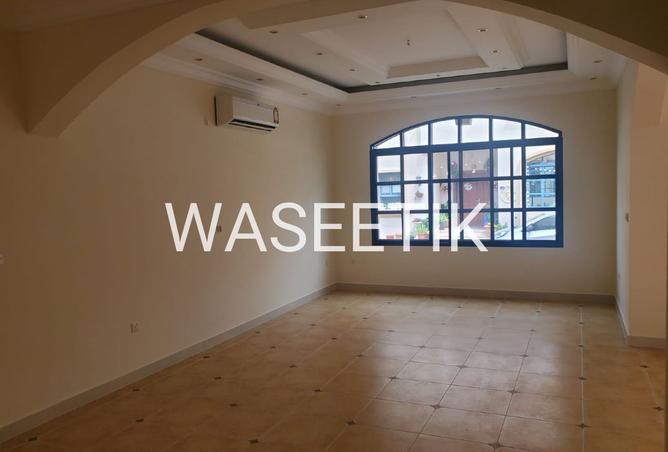 946502 - Property Image 3