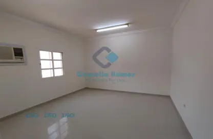 Apartment - 3 Bedrooms - 3 Bathrooms for rent in Fereej Bin Omran - Doha