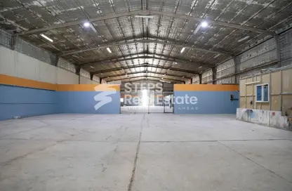 Warehouse - Studio for rent in Industrial Area 4 - Industrial Area - Industrial Area - Doha