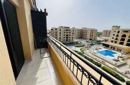 Apartment - Studio - 1 Bathroom for rent in Lusail City - Lusail
