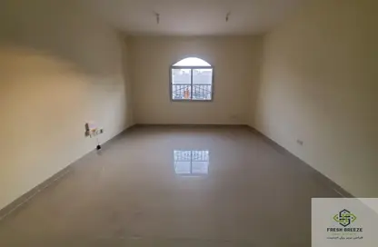 Apartment - 2 Bedrooms - 2 Bathrooms for rent in Al Nasr Street - Al Nasr - Doha