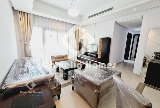 932520 - Property Image 3