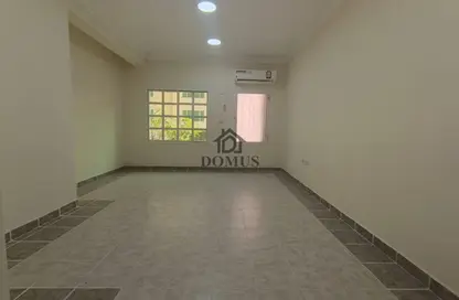 Apartment - 3 Bedrooms - 2 Bathrooms for rent in Anas Street - Fereej Bin Mahmoud North - Fereej Bin Mahmoud - Doha