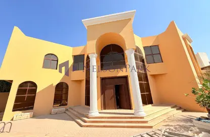 فيلا - 6 غرف نوم - 7 حمامات للايجار في شارع الوعب - الوعب - الدوحة