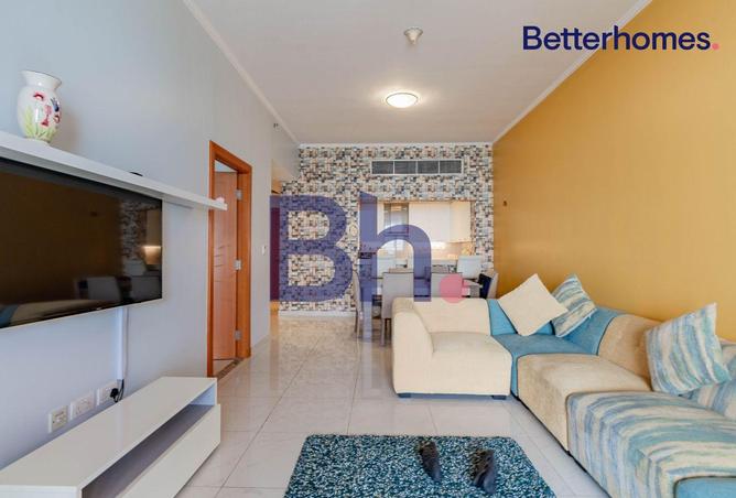 951125 - Property Image 2