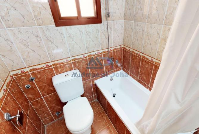 967331 - Property Image 3