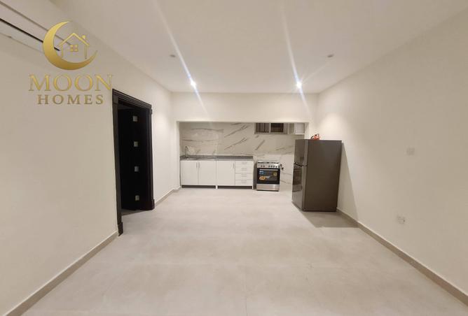 987215 - Property Image 3