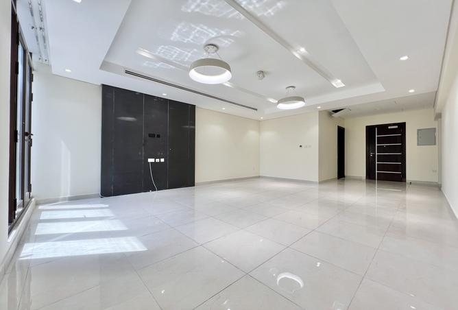 938749 - Property Main Image