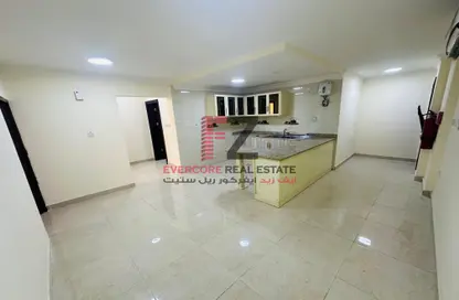Apartment - 3 Bedrooms - 2 Bathrooms for rent in Fereej Kulaib - Doha
