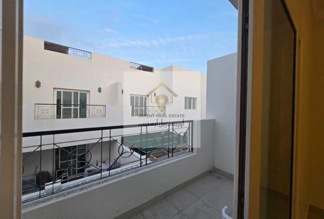 933750 - Property Image 2