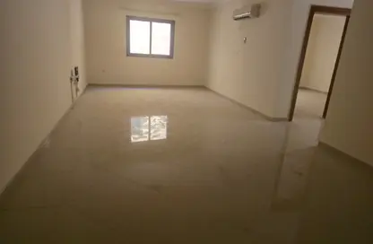 Apartment - 2 Bedrooms - 2 Bathrooms for rent in Fereej Bin Mahmoud North - Fereej Bin Mahmoud - Doha