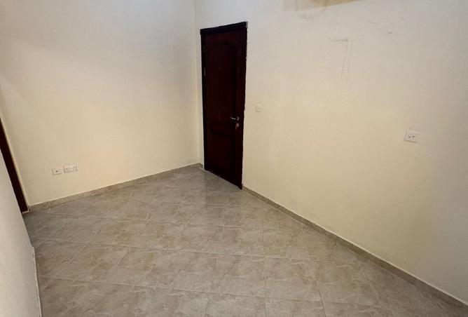 982273 - Property Image 3