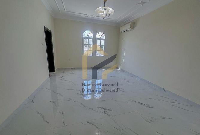 967094 - Property Image 3