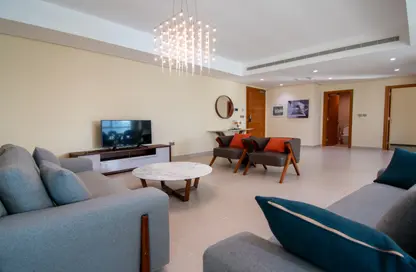 Apartment - 1 Bedroom - 2 Bathrooms for rent in Marina Residence 16 - Marina District - Lusail