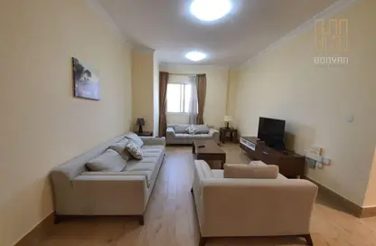 شقة - 2 غرف نوم - 2 حمامات للايجار في أم غويلينا 4 - أم غويلينا - الدوحة