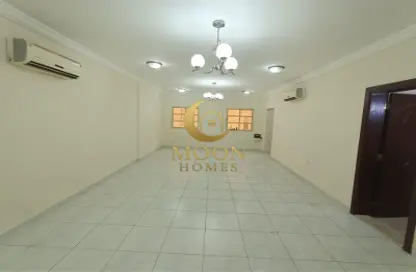 Apartment - 3 Bedrooms - 3 Bathrooms for rent in Al Mansoura - Doha