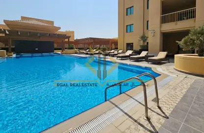 Apartment - 1 Bedroom - 2 Bathrooms for rent in West Porto Drive - Porto Arabia - The Pearl Island - Doha