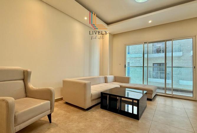 967004 - Property Main Image