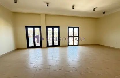 Apartment - 3 Bedrooms - 4 Bathrooms for rent in Carnaval - Qanat Quartier - The Pearl Island - Doha