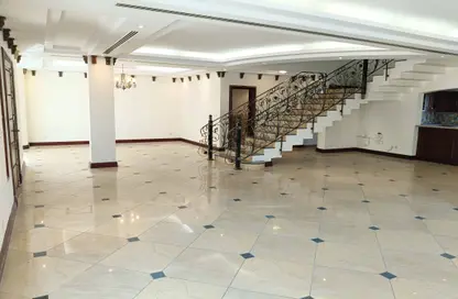 فيلا - 5 غرف نوم - 6 حمامات للايجار في بحيرة وست لاجون - الدوحة