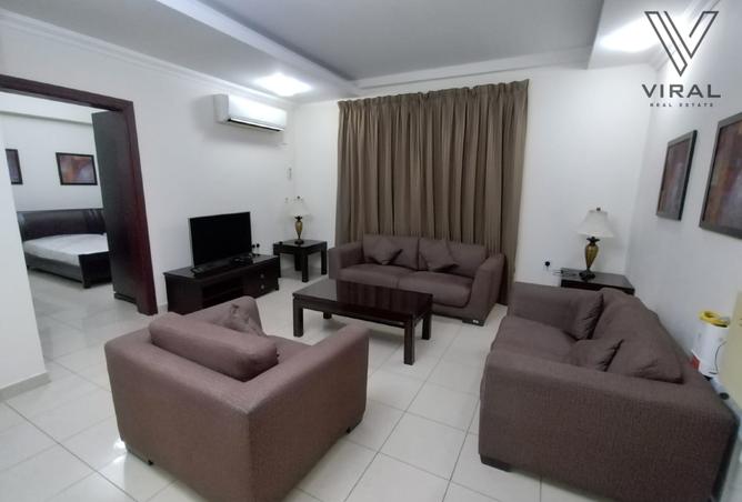 877321 - Property Image 2