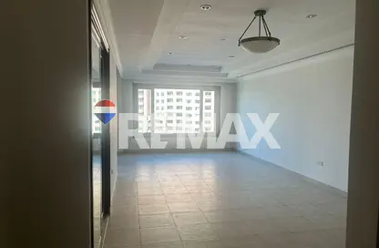 Apartment - 2 Bedrooms - 3 Bathrooms for sale in East Porto Drive - Porto Arabia - The Pearl Island - Doha