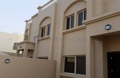 فيلا - 8 غرف نوم - 8 حمامات للبيع في شارع الحضارة - الثمامة - الدوحة