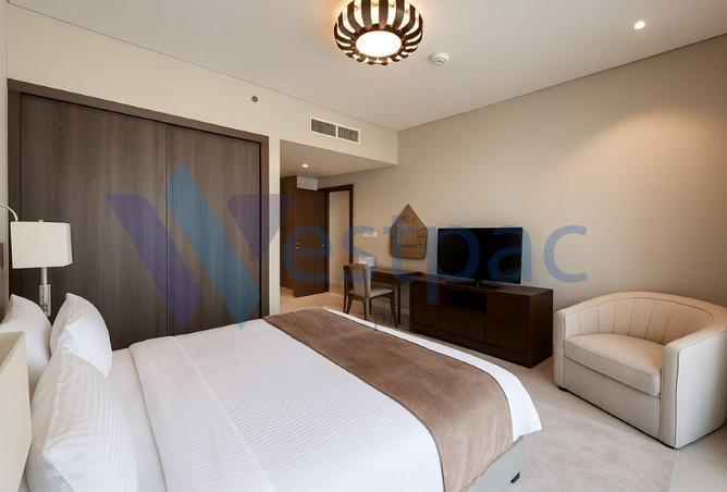 985318 - Property Image 3