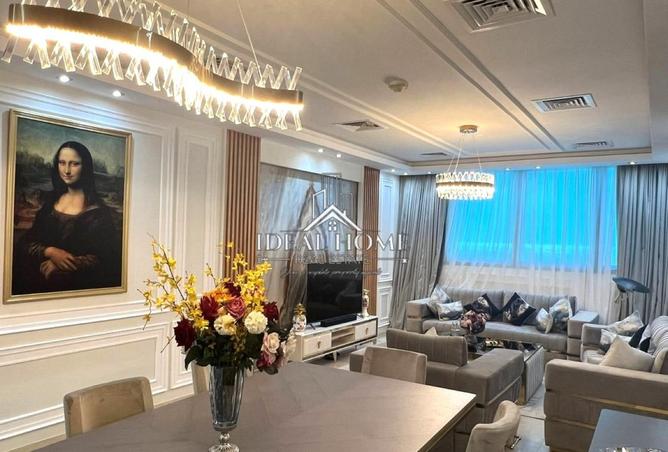 946261 - Property Image 2