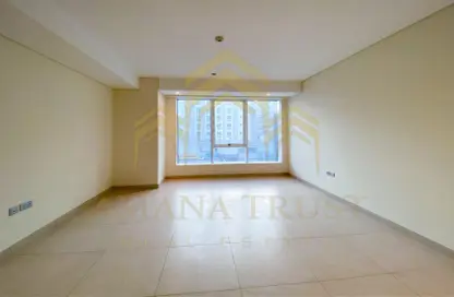 صورة لـ غرفة فارغة شقة - 2 غرف نوم - 3 حمامات للايجار في بناية الهاشمي - شارع المنتزه - المنتزه - الدوحة ، صورة رقم 1
