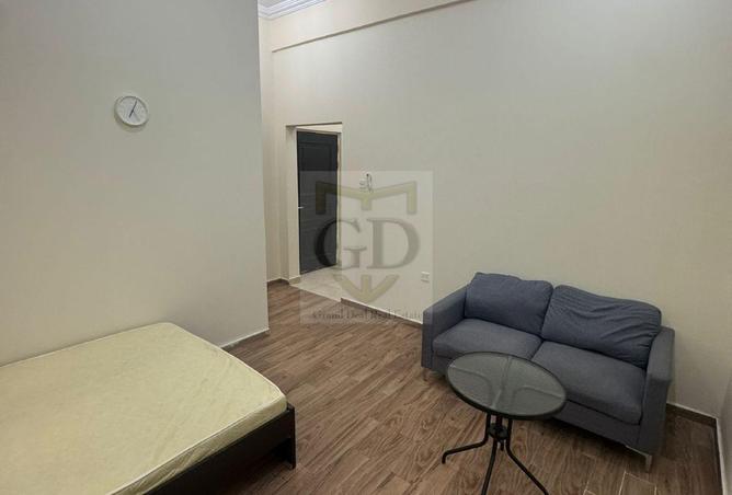 988777 - Property Image 3