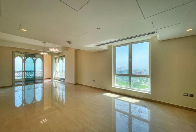 914441 - Property Image 3