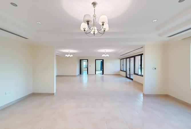 914427 - Property Image 3