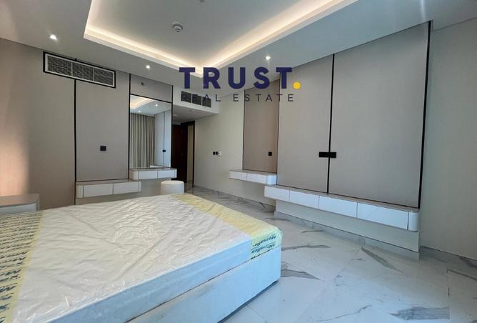 966932 - Property Image 2