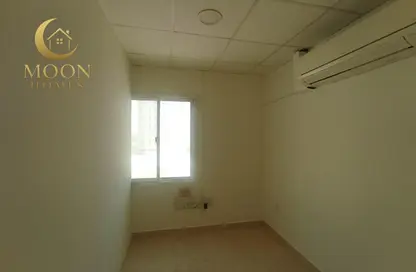 Apartment - Studio - 1 Bathroom for rent in Muntazah 7 - Al Muntazah - Doha