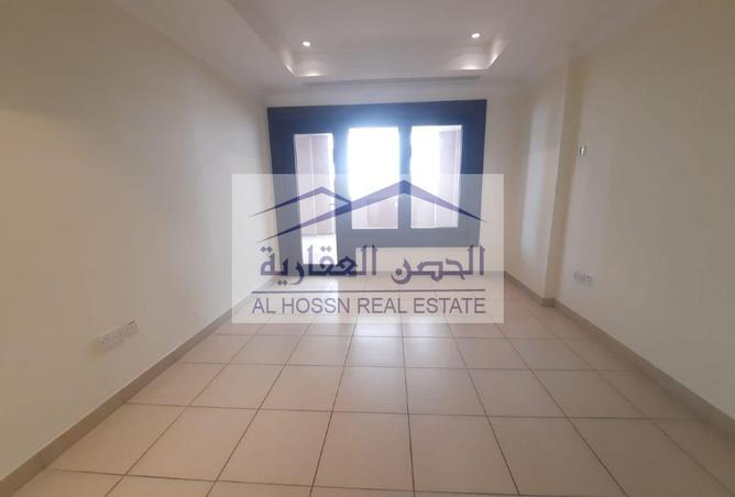 943202 - Property Image 3