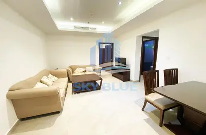 Apartment - 2 Bedrooms - 2 Bathrooms for rent in Umm Ghuwailina - Doha
